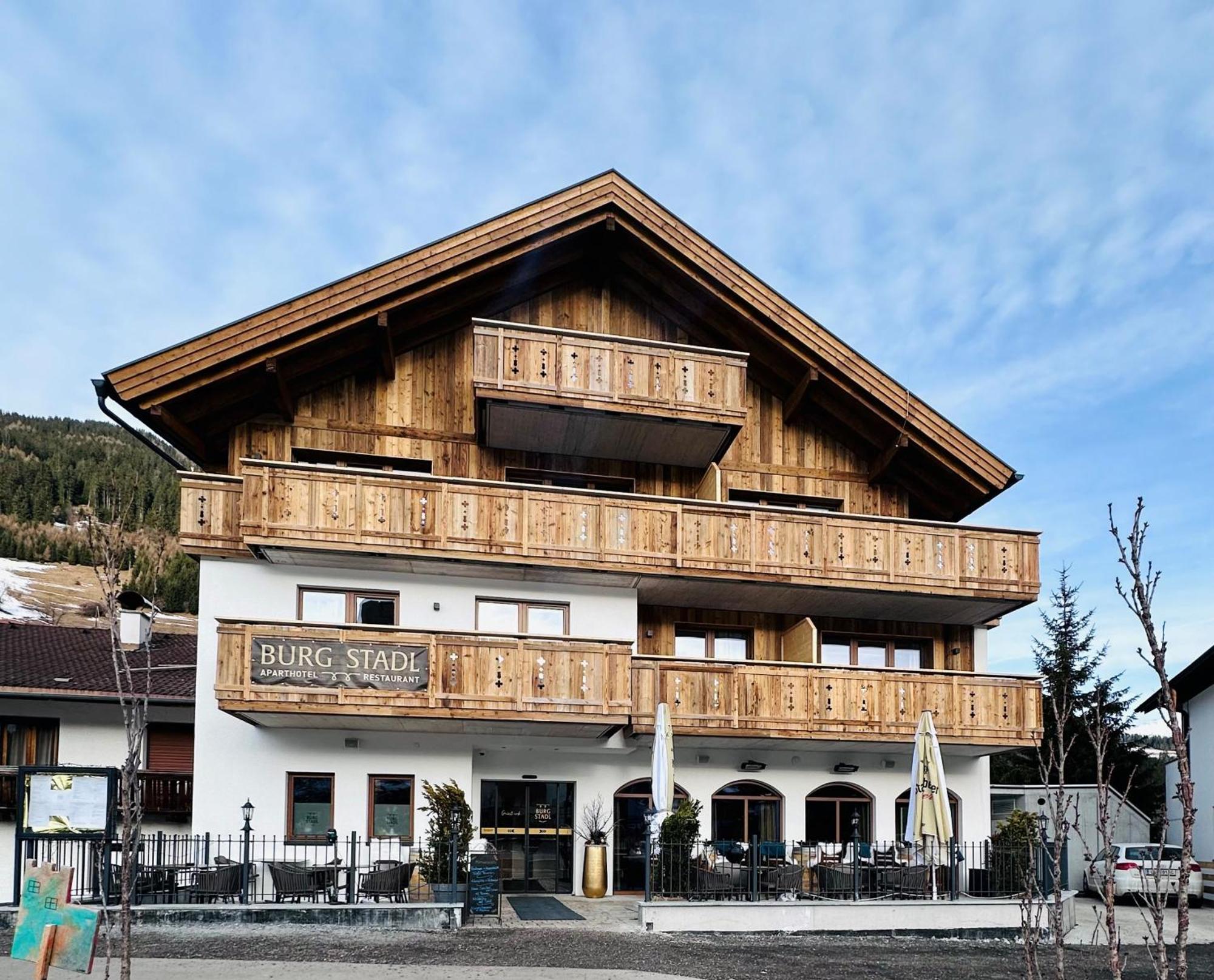 Burgstadl Aparthotel & Restaurant Ladis Dış mekan fotoğraf